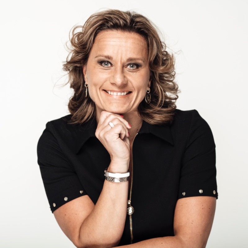 Marisa van der Holst
